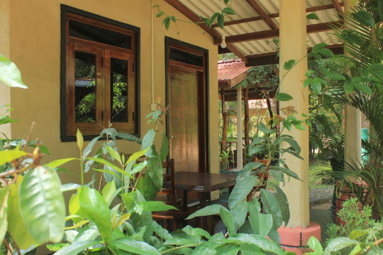 Joshua'S Cottage Sigirija Zewnętrze zdjęcie